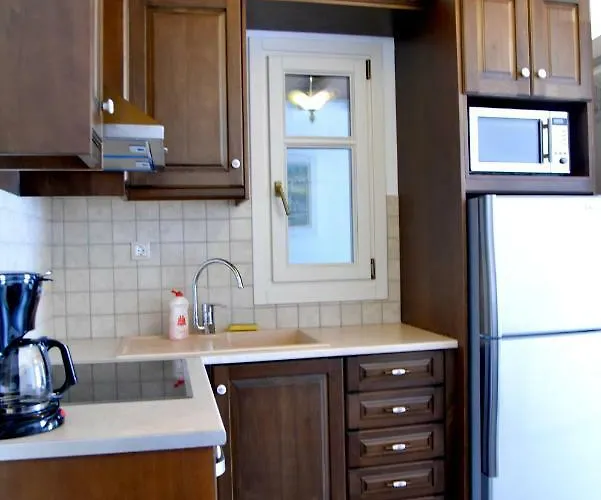 Ξενοδοχείο Messaria 3*